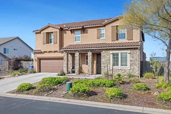 $698,000 | 18978 Via Bellagio, Friant, CA 93626