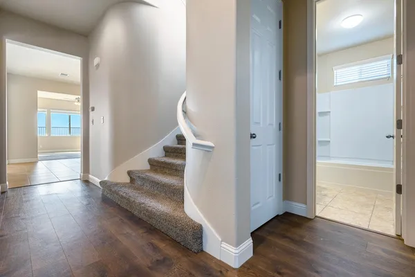 $698,000 | 18978 Via Bellagio, Friant, CA 93626