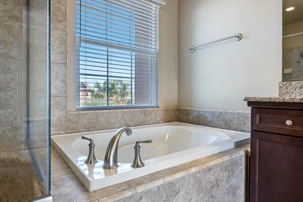 $698,000 | 18978 Via Bellagio, Friant, CA 93626