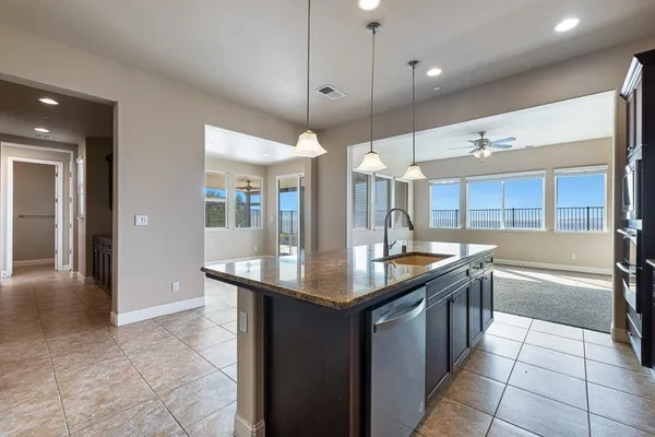 $698,000 | 18978 Via Bellagio, Friant, CA 93626