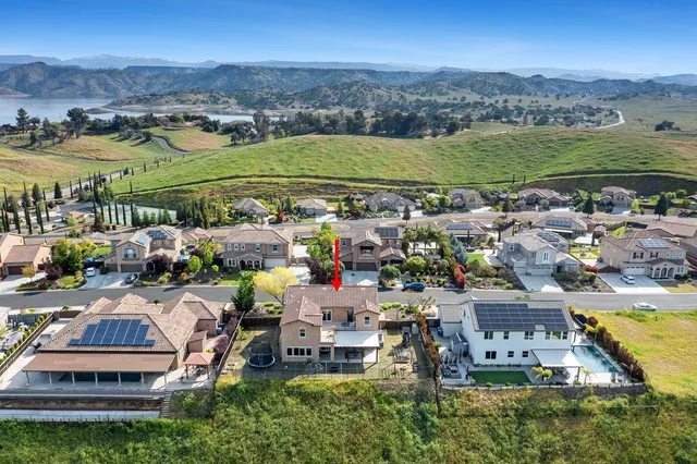 $698,000 | 18978 Via Bellagio, Friant, CA 93626