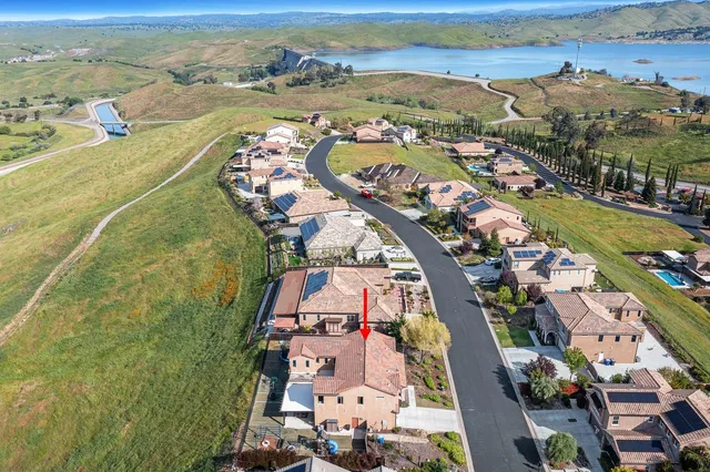 $698,000 | 18978 Via Bellagio, Friant, CA 93626