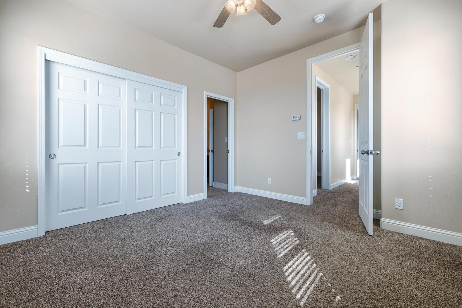 18978 Via Bellagio Friant, CA 93626 - Photo 7 of 85