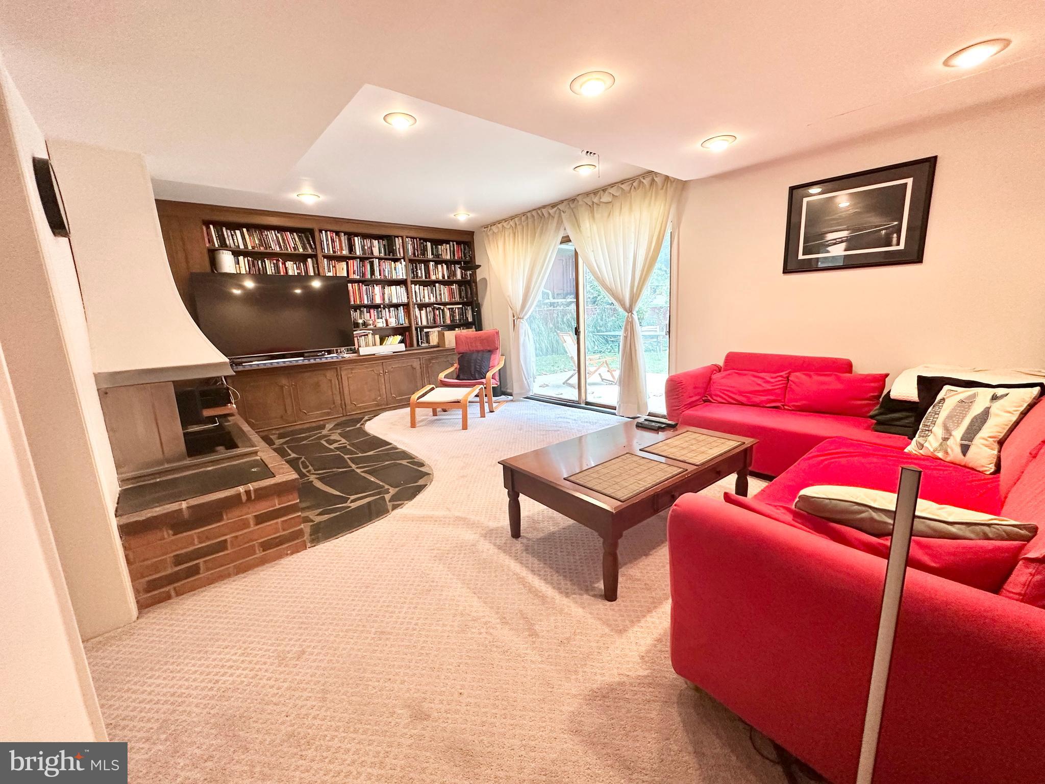 2706 Loma Street Silver Spring, MD 20902 - Photo 42 of 48 Gallery Image 42
