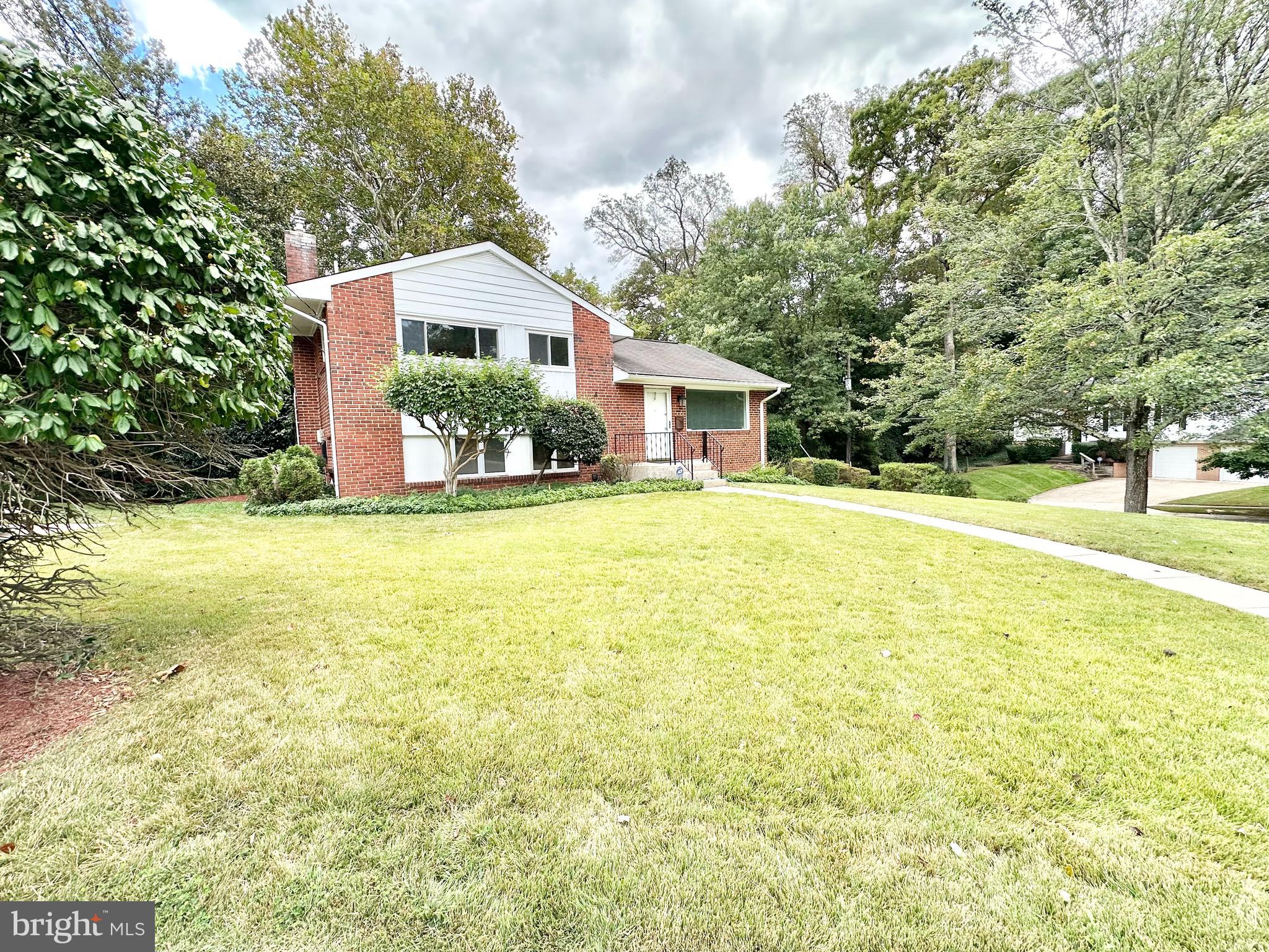 2706 Loma Street Silver Spring, MD 20902 - Photo 7 of 48 Gallery Image 7