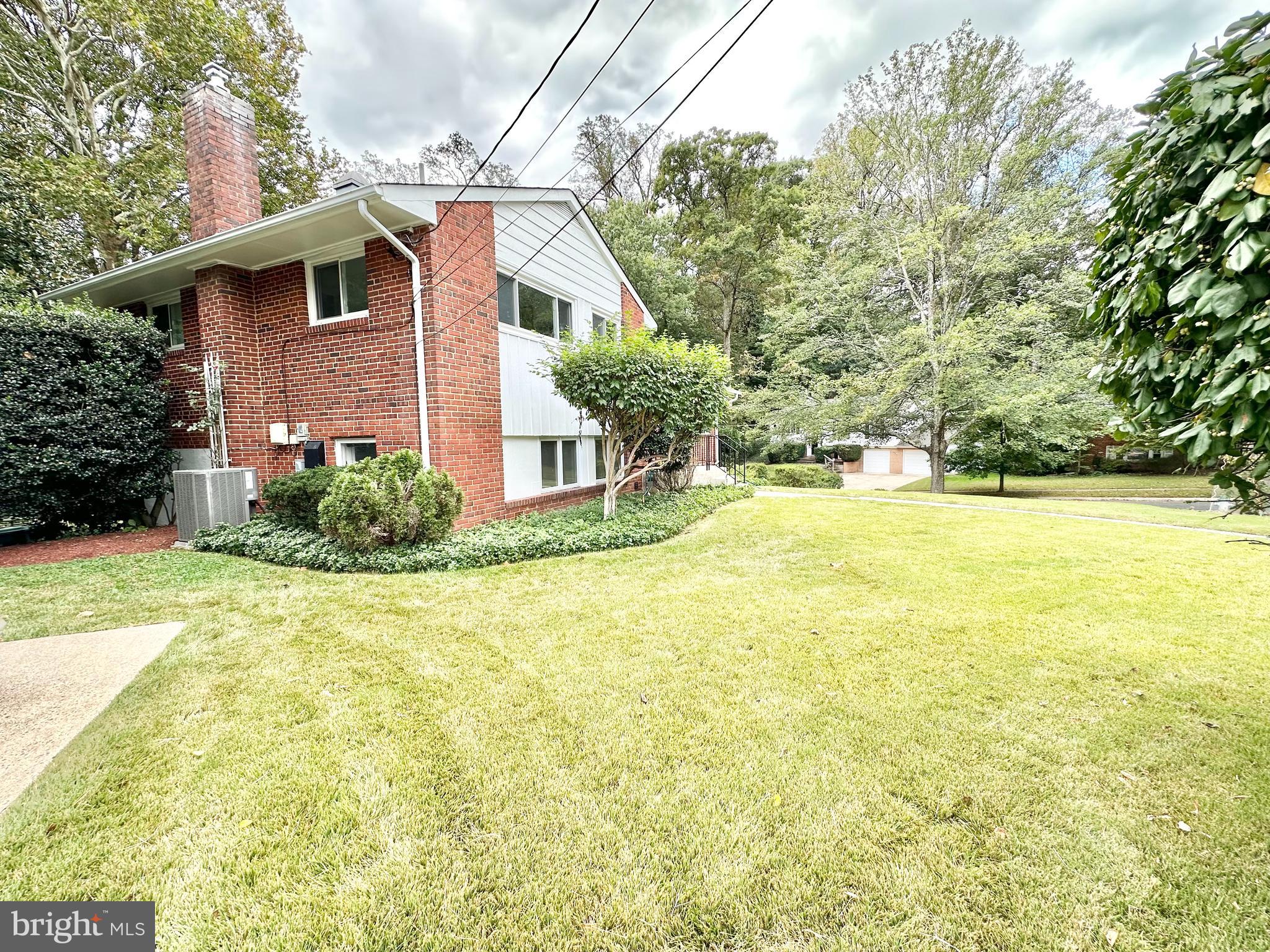 2706 Loma Street Silver Spring, MD 20902 - Photo 8 of 48 Gallery Image 8