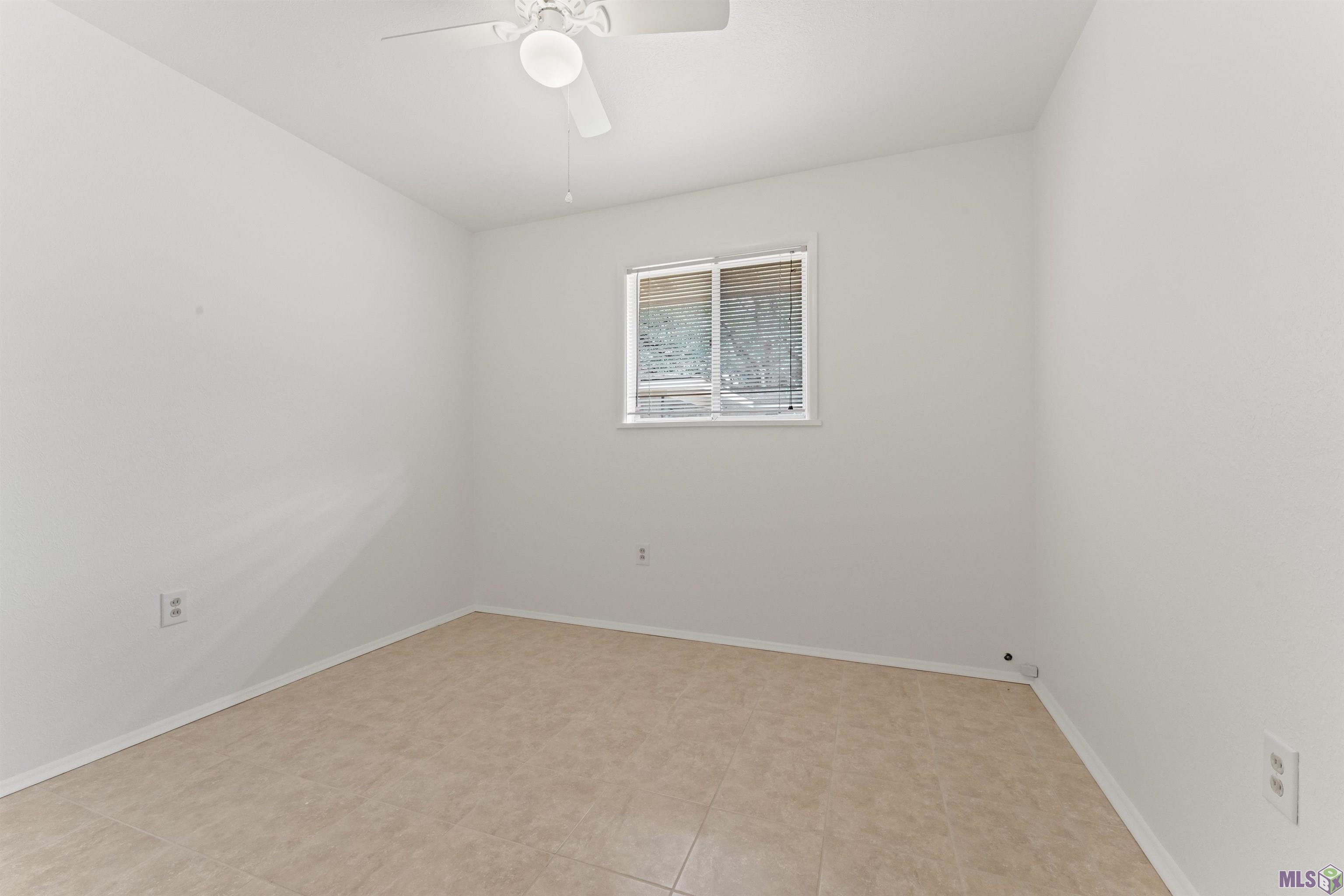 9165 Kingcrest Parkway Baton Rouge, LA 70810 - Photo 13 of 22