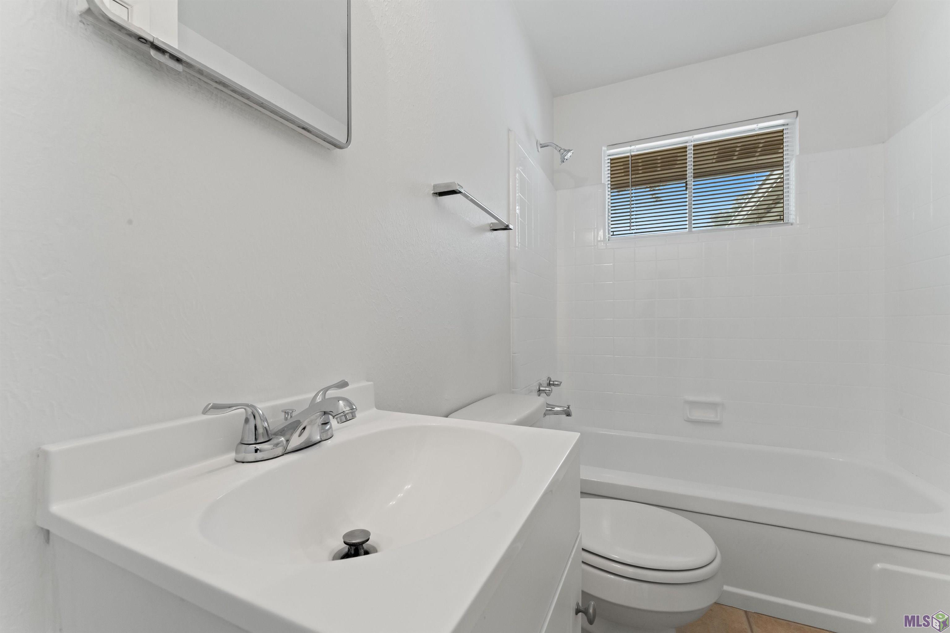 9165 Kingcrest Parkway Baton Rouge, LA 70810 - Photo 15 of 22