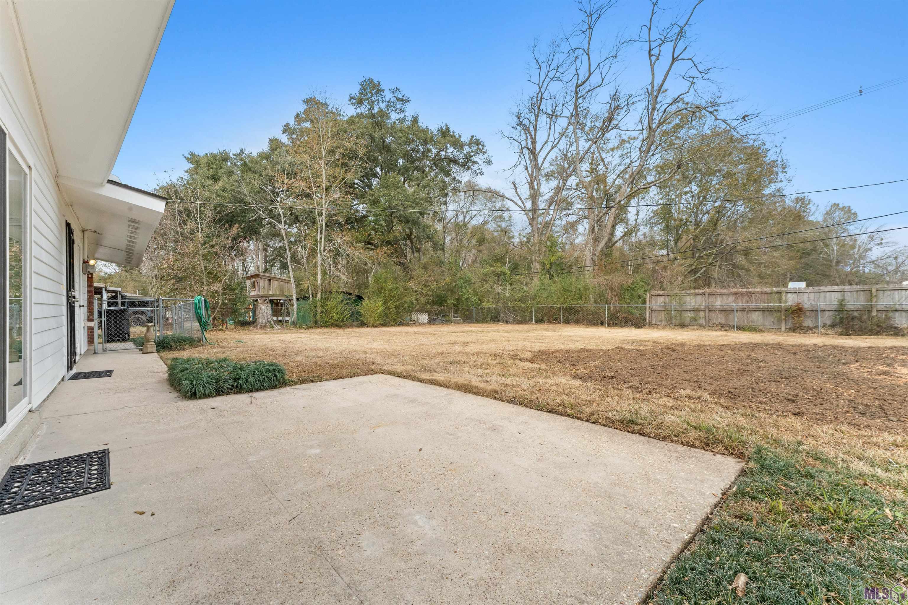 9165 Kingcrest Parkway Baton Rouge, LA 70810 - Photo 18 of 22