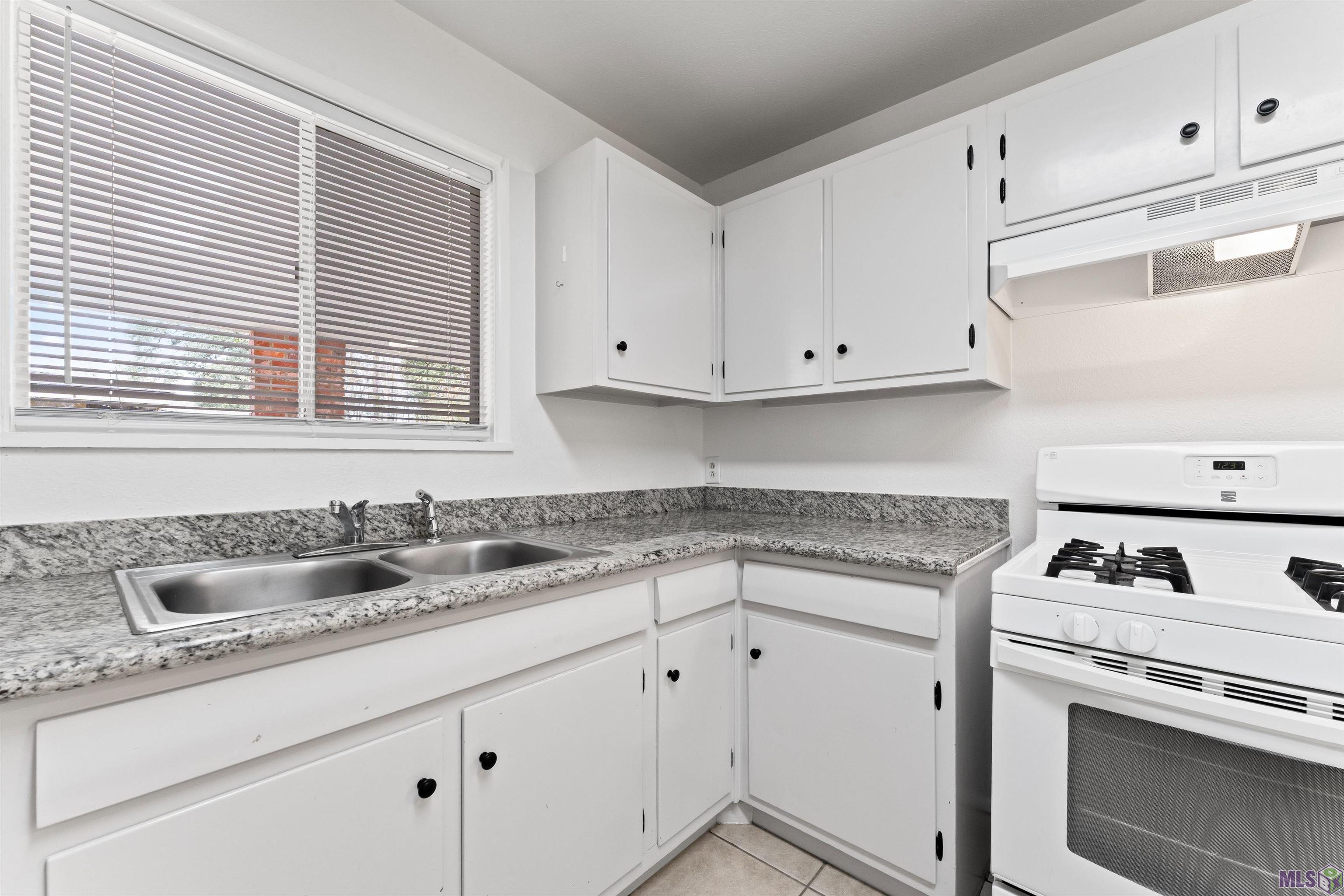 9165 Kingcrest Parkway Baton Rouge, LA 70810 - Photo 8 of 22