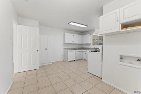 $174,700 | 9165 Kingcrest Parkway, Baton Rouge, LA 70810