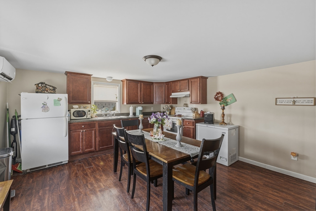 63 Brow Street Fall River, MA 02721 - Photo 17 of 40 Gallery Image 17