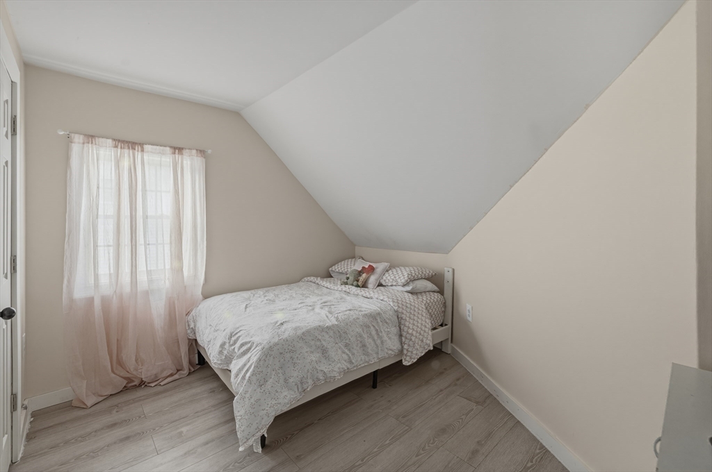 63 Brow Street Fall River, MA 02721 - Photo 28 of 40 Gallery Image 28