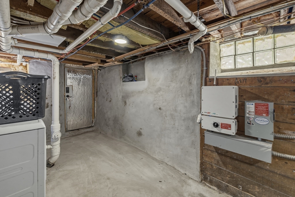 63 Brow Street Fall River, MA 02721 - Photo 38 of 40 Gallery Image 38