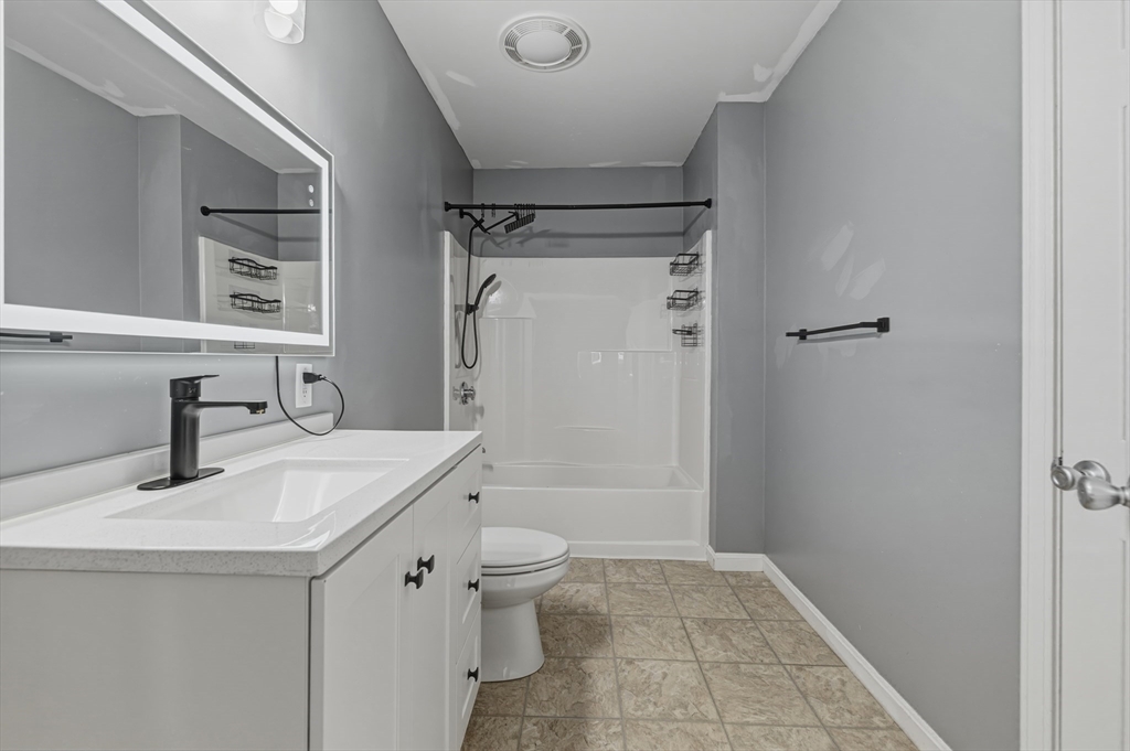 63 Brow Street Fall River, MA 02721 - Photo 10 of 40 Gallery Image 10