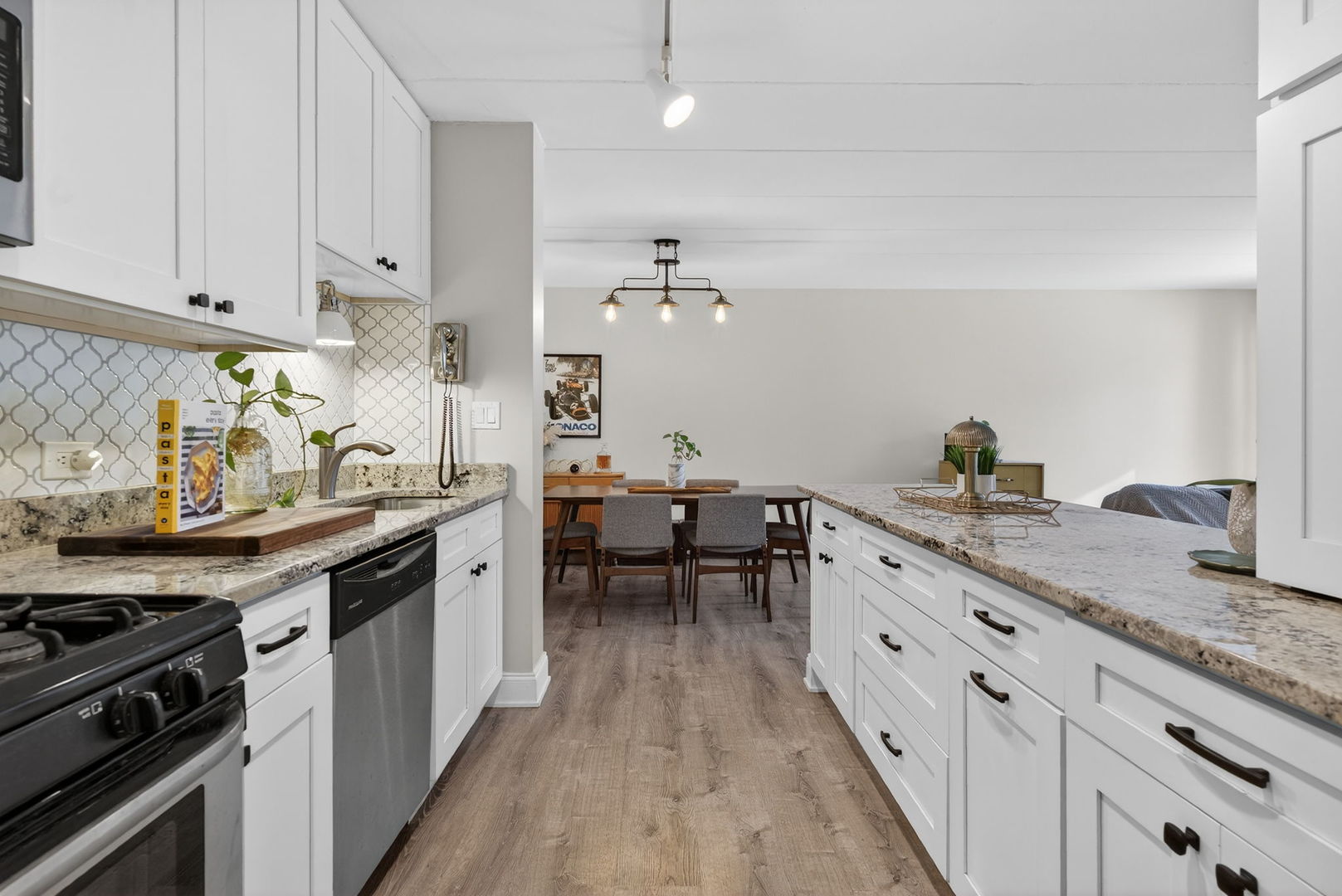 1041 North Mill Street, Unit 203 Naperville, IL 60563 - Photo 5 of 30