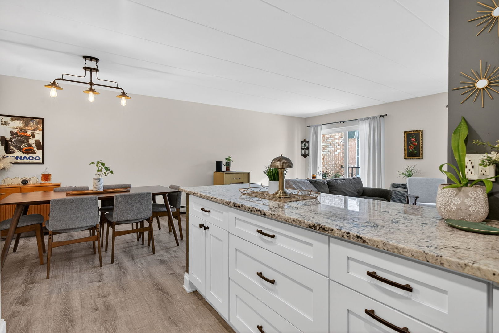 1041 North Mill Street, Unit 203 Naperville, IL 60563 - Photo 8 of 30