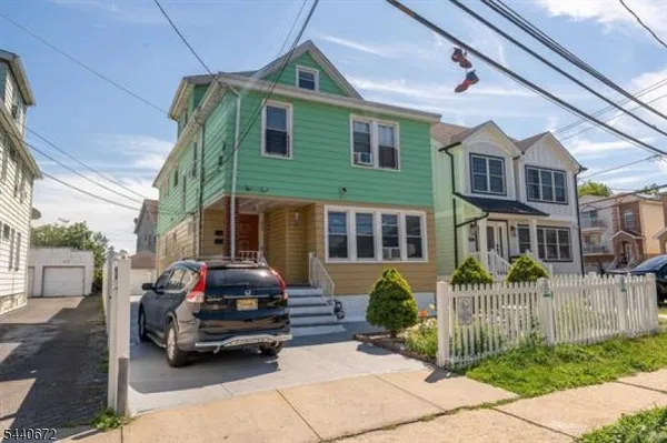 $799,000 | 860 Garden Street, Elizabeth, NJ 07202