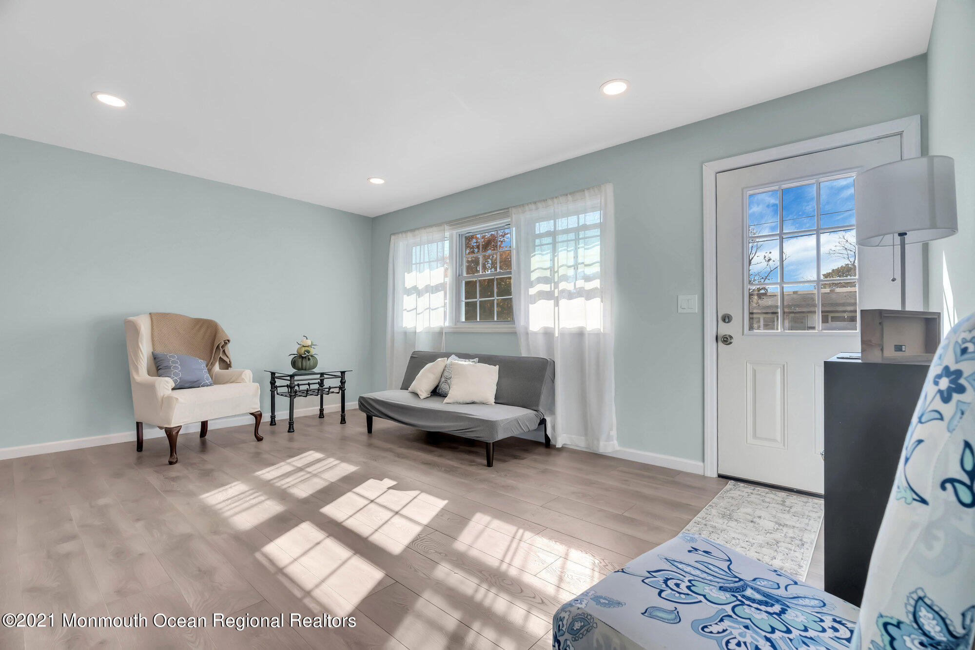 318 Bellanca Road Brick, NJ 08723 - Photo 8 of 23 a living room with furniture and a window