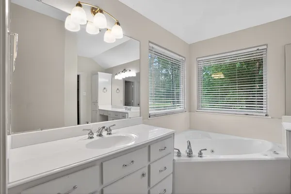 $2,200 | 4313 Windswept Drive, Montgomery, TX 77356