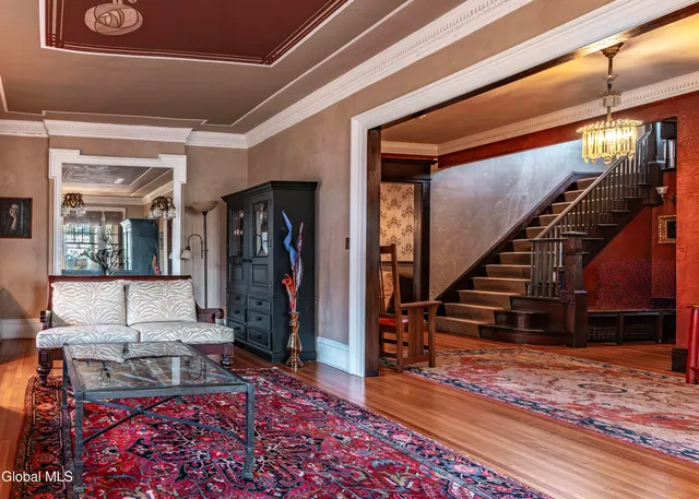 $749,000 | 6 Manning Boulevard, Albany, NY 12203