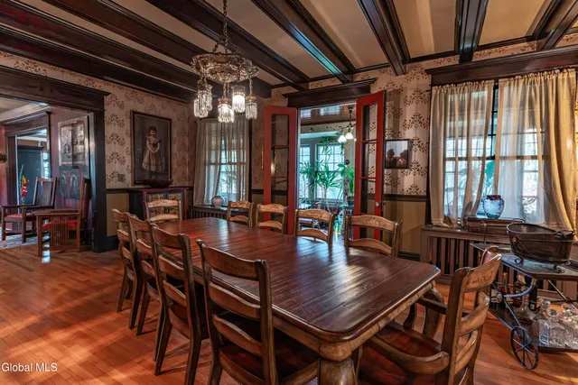 $749,000 | 6 Manning Boulevard, Albany, NY 12203