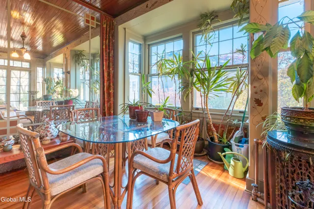 $749,000 | 6 Manning Boulevard, Albany, NY 12203