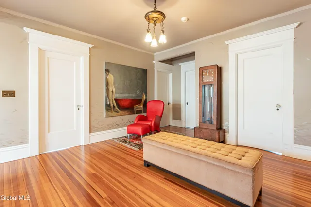 $749,000 | 6 Manning Boulevard, Albany, NY 12203