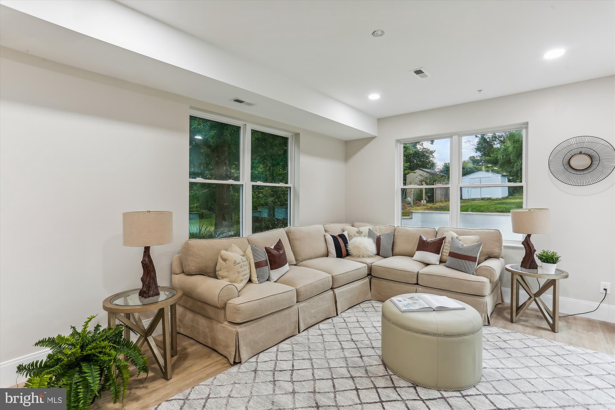 620 Mississippi Avenue Silver Spring, MD 20910 - Photo 17 of 50 a living room with furniture and a large window