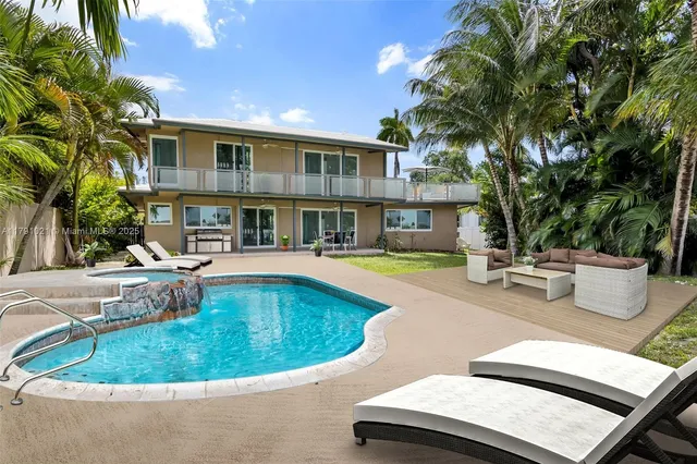 $3,650,000 | 2019 Northeast 31st Avenue, Fort Lauderdale, FL 33305