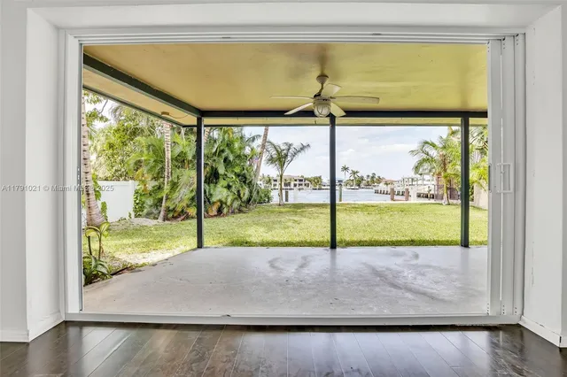 $3,650,000 | 2019 Northeast 31st Avenue, Fort Lauderdale, FL 33305