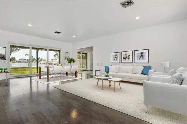 $3,650,000 | 2019 Northeast 31st Avenue, Fort Lauderdale, FL 33305