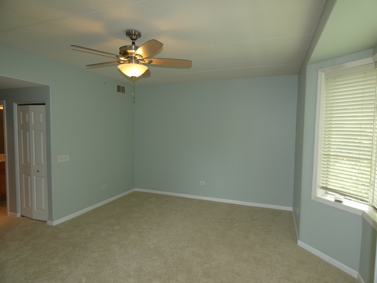 1761 Pavilion Way, Unit 301 Park Ridge, IL 60068 - Photo 23 of 36