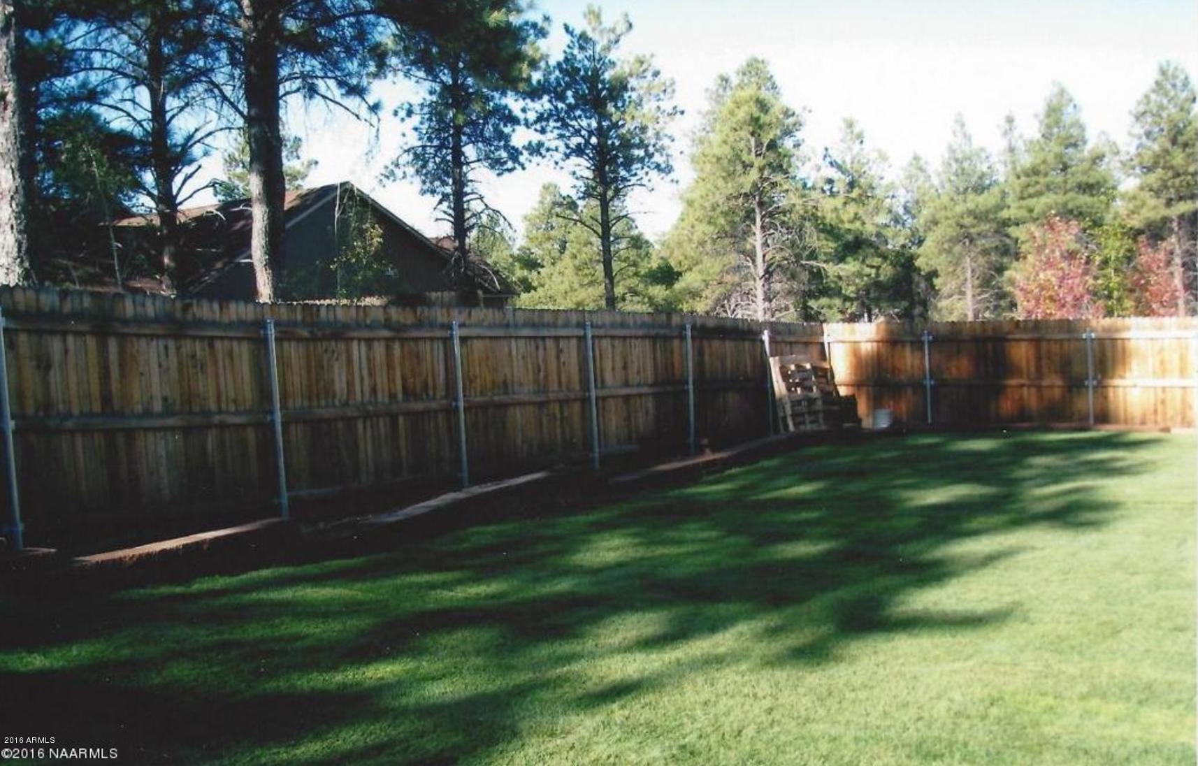 334 West Beryl Road Flagstaff, AZ 86005 - Photo 4 of 36 corner shot back yard