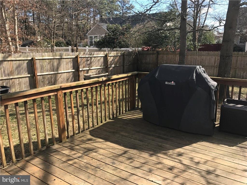 137 Quadrant Road Manahawkin, NJ 08050 - Photo 18 of 20