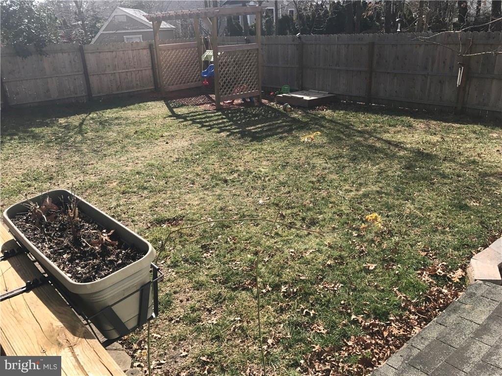 137 Quadrant Road Manahawkin, NJ 08050 - Photo 19 of 20