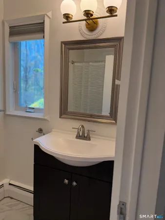 $3,000 | 2 Talcott Glen Road, Unit C, Farmington, CT 06032