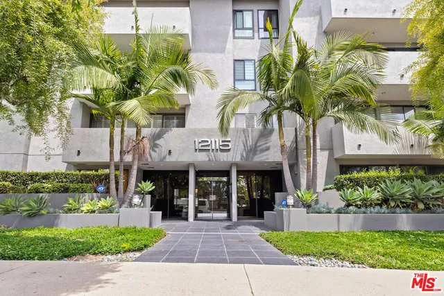 $5,500 | 12115 San Vicente Boulevard, Unit 309, Los Angeles, CA 90049