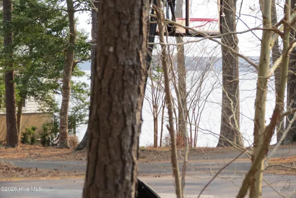 $349,000 | 135 Wilson Circle, Minnesott Beach, NC 28510