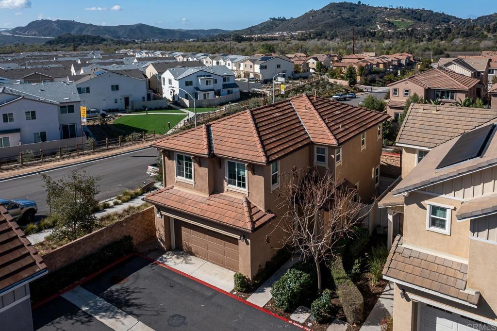 313 Dun Blazer Way Fallbrook, CA 92028 - Photo 58 of 59 an aerial view of multiple houses