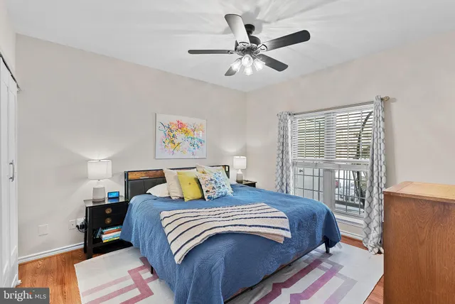 $389,999 | 3916 Penderview Drive, Unit 428, Fairfax, VA 22033