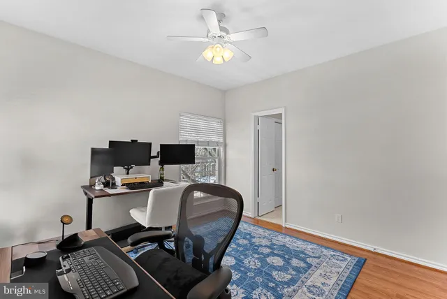 $389,999 | 3916 Penderview Drive, Unit 428, Fairfax, VA 22033