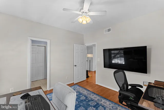 $389,999 | 3916 Penderview Drive, Unit 428, Fairfax, VA 22033