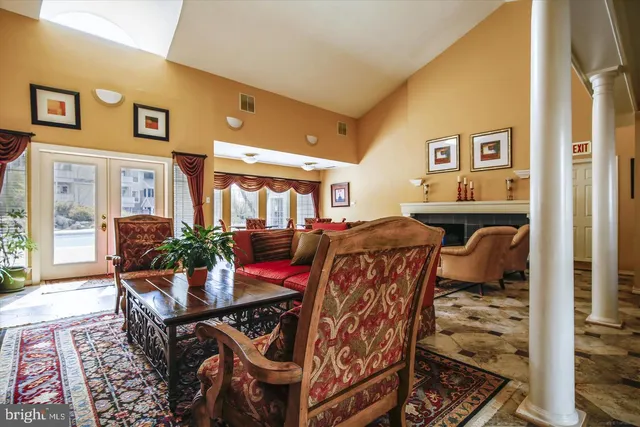 $389,999 | 3916 Penderview Drive, Unit 428, Fairfax, VA 22033