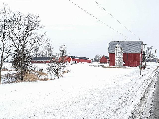 11645 East Austin Road Manchester, MI 48158 - Photo 2 of 65 Photo 2