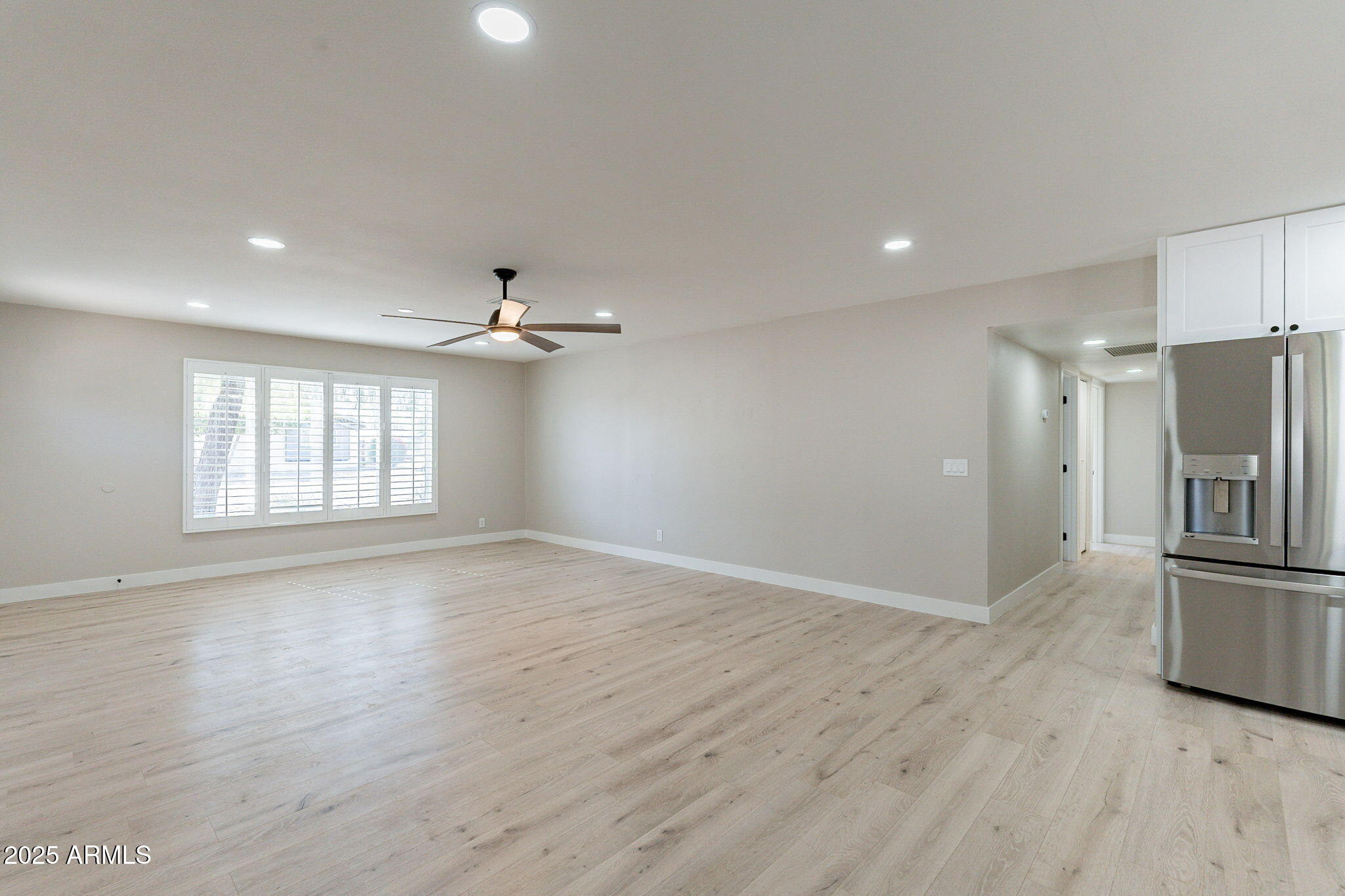 8202 East Piccadilly Road Scottsdale, AZ 85251 - Photo 11 of 35 Main Living Area
