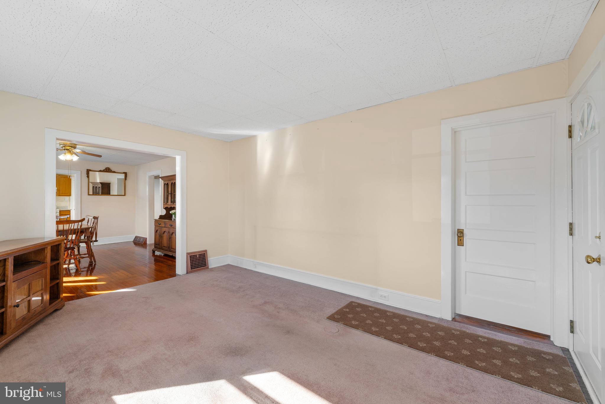226 South Pine Avenue Maple Shade, NJ 08052 - Photo 8 of 39 a view of an empty room