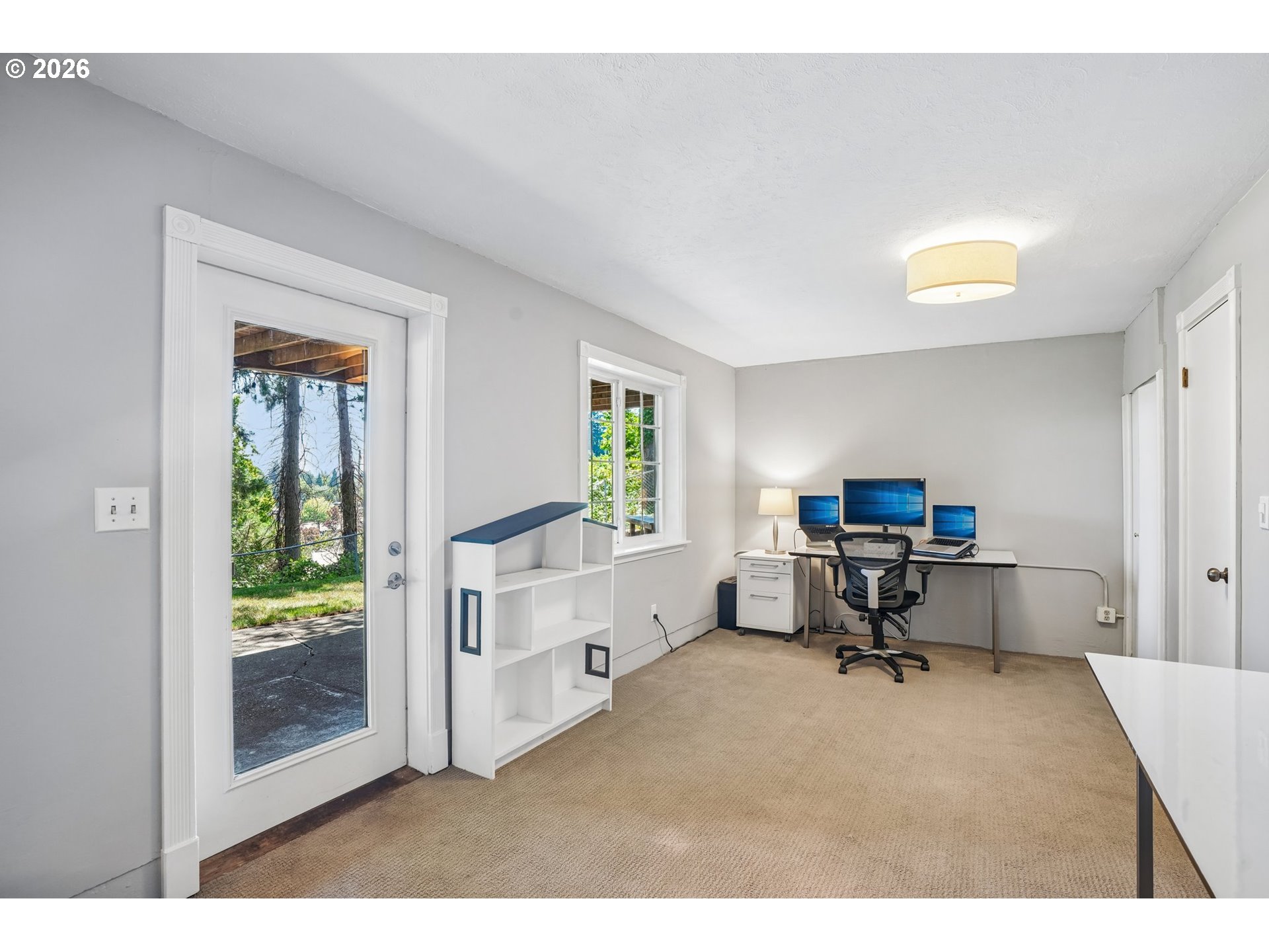 7252 Southwest Nevada Terrace Portland, OR 97219 - Photo 13 of 35 Gallery Image 13