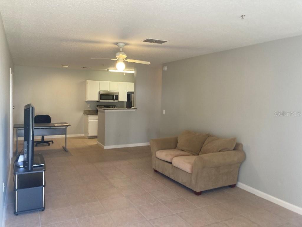4352 South Kirkman Road, Unit 1211 Orlando, FL 32811 - Photo 6 of 28