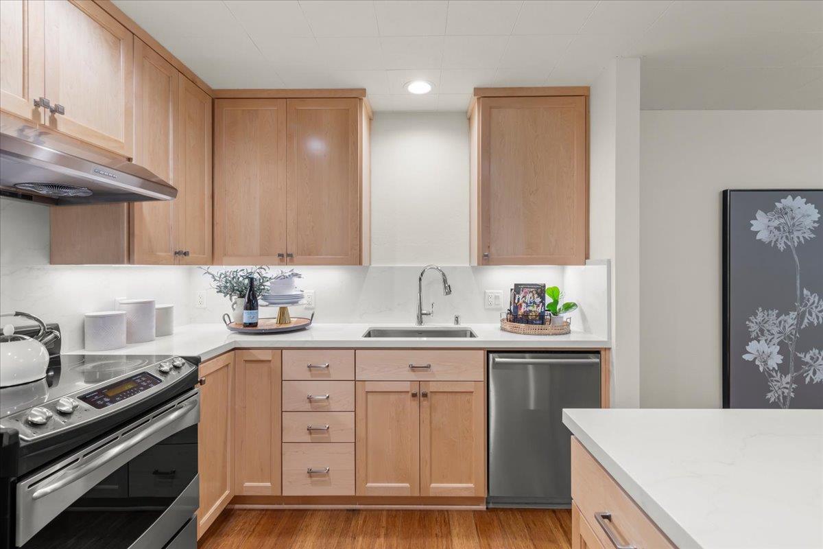 600 Pennsylvania Avenue, Unit 10 Los Gatos, CA 95030 - Photo 9 of 37